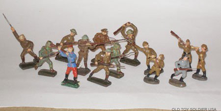 3 Elastolin and Lineol Composition figures: 3 Elastolin and Lineol Composition. 54 mm Elastolin European Armies (5) and 60 mm Lineol European Troops (9). Pre War.