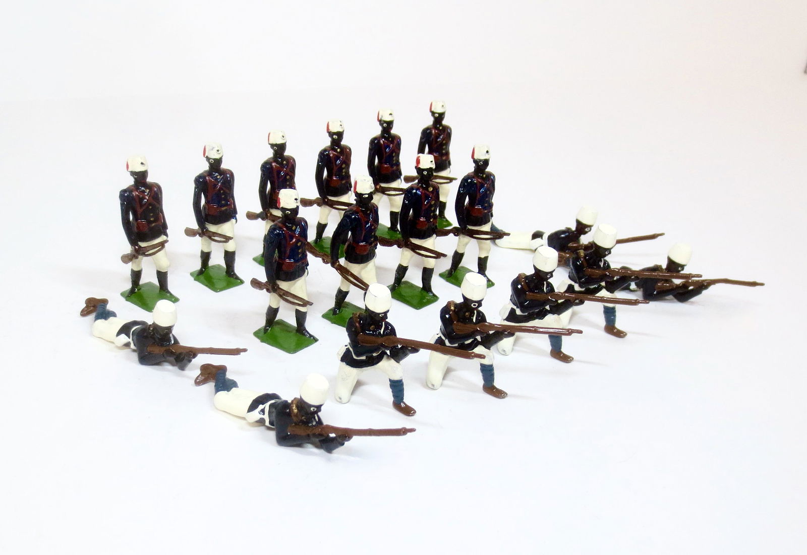 Dorset & Britains Sudanese Infantry Assortment (1 of 1)