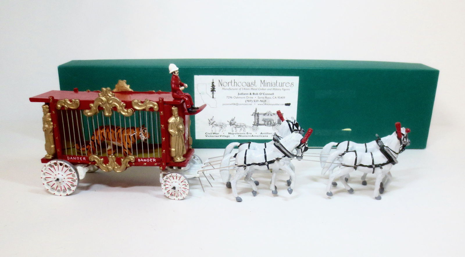 Northcoast Miniatures Circus Wagon & Driver (1 of 1)