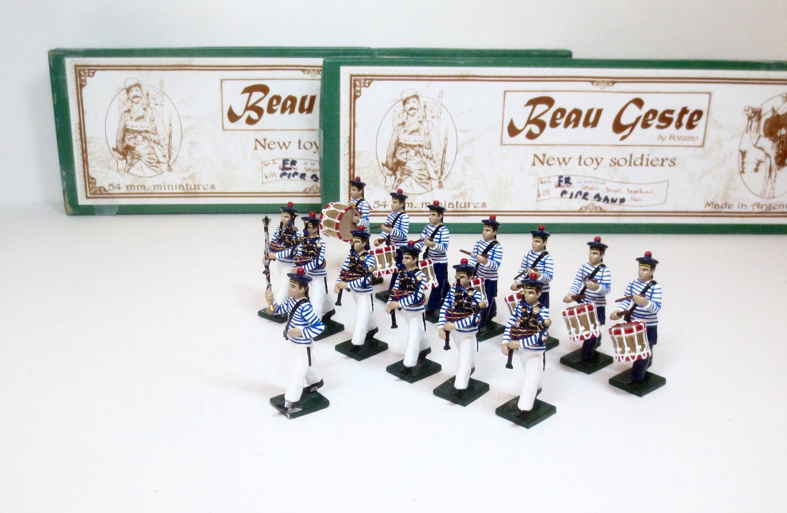 Beau Geste French Navy Pipe & Drum Band: 14 pieces. Mint condition. Boxes good.