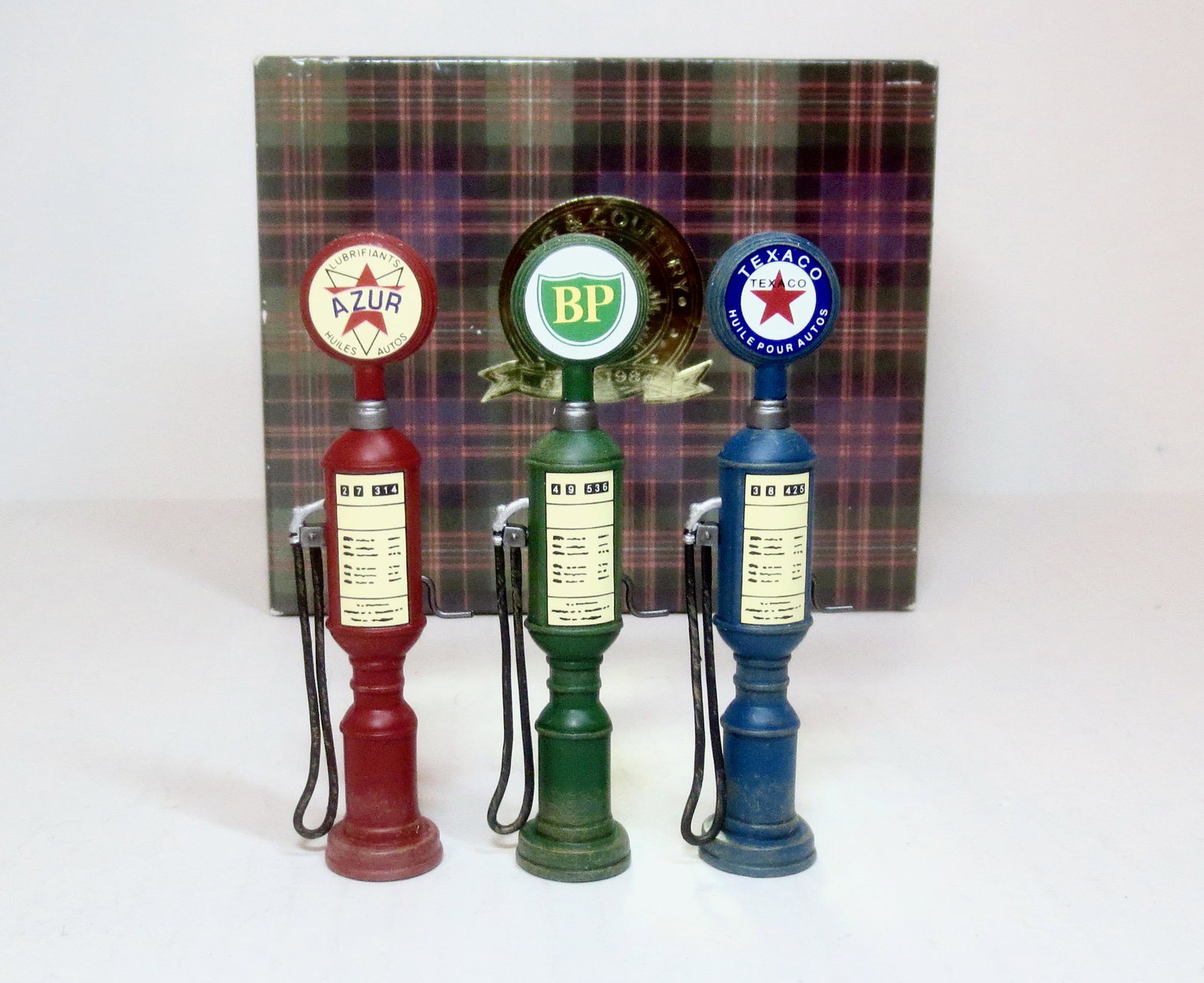 King & Country #SP052 The Petrol Pumps (1 of 1)