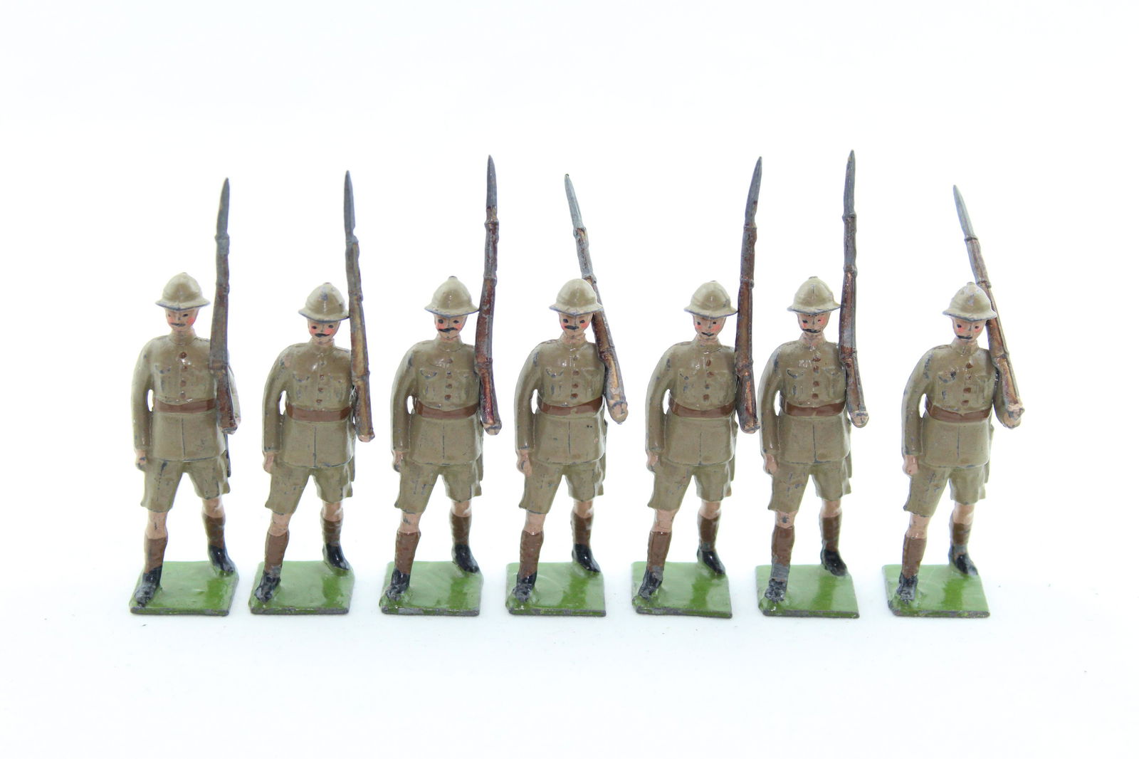From Britains Set #1294 British Infantry Tropical (1 of 1)