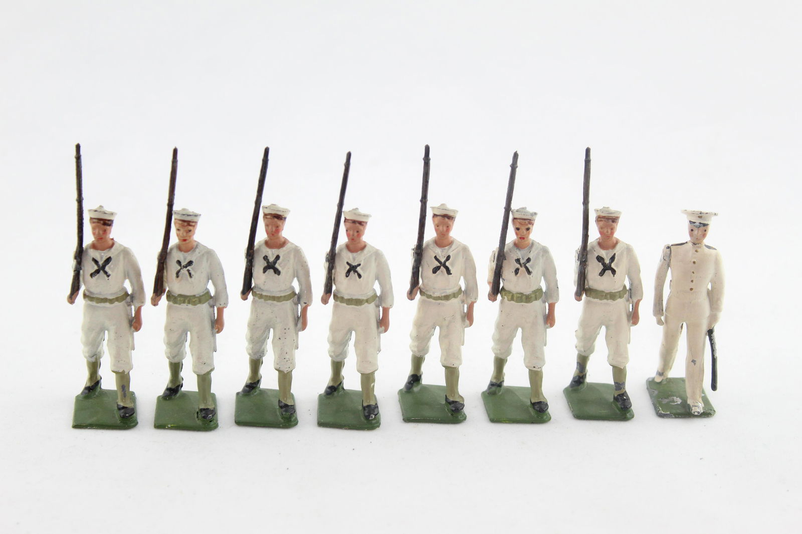 Britains Set #1253 US Sailors in white (1 of 1)
