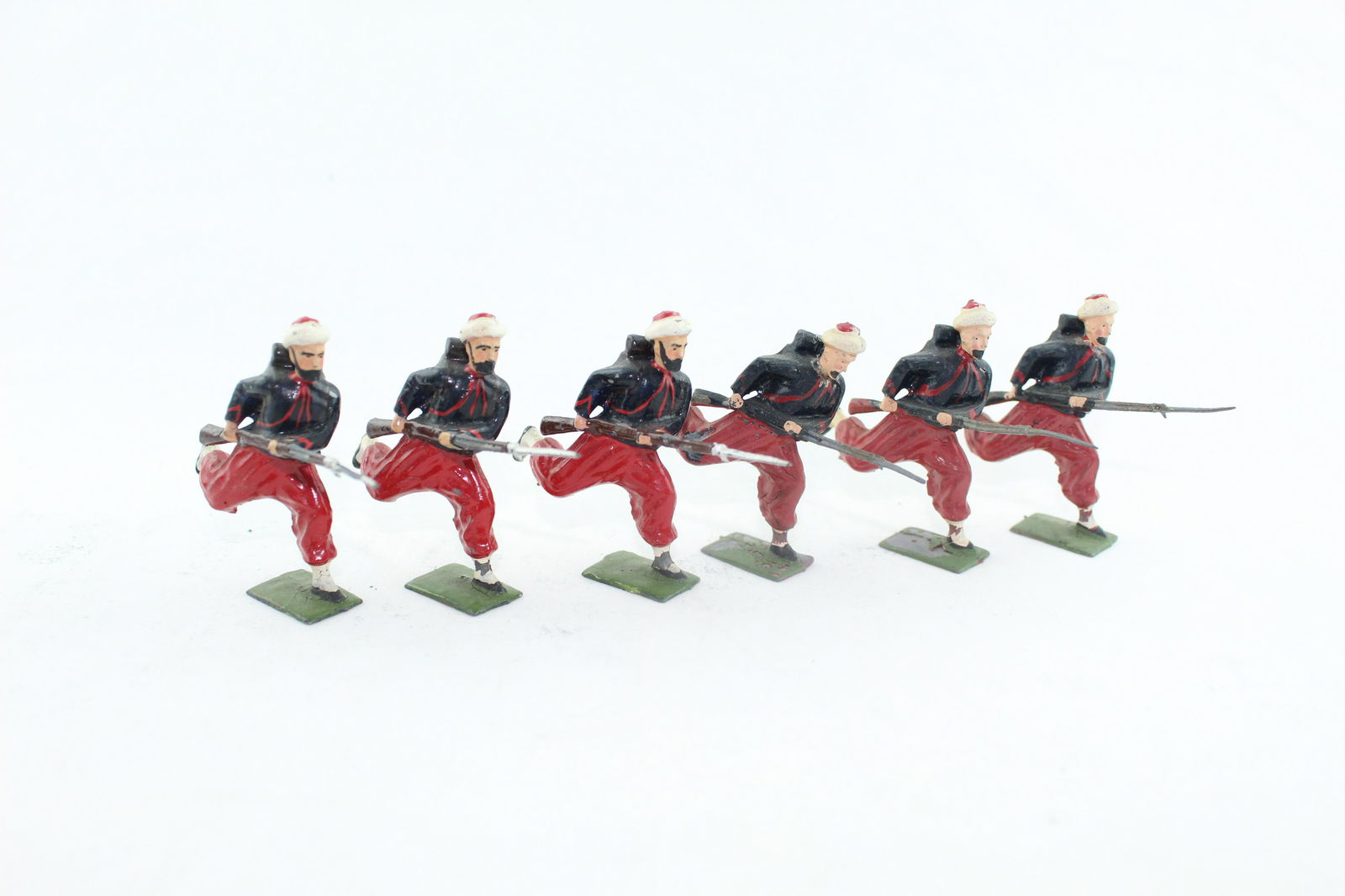 From Britains Set #142 French Zouaves charging (1 of 1)