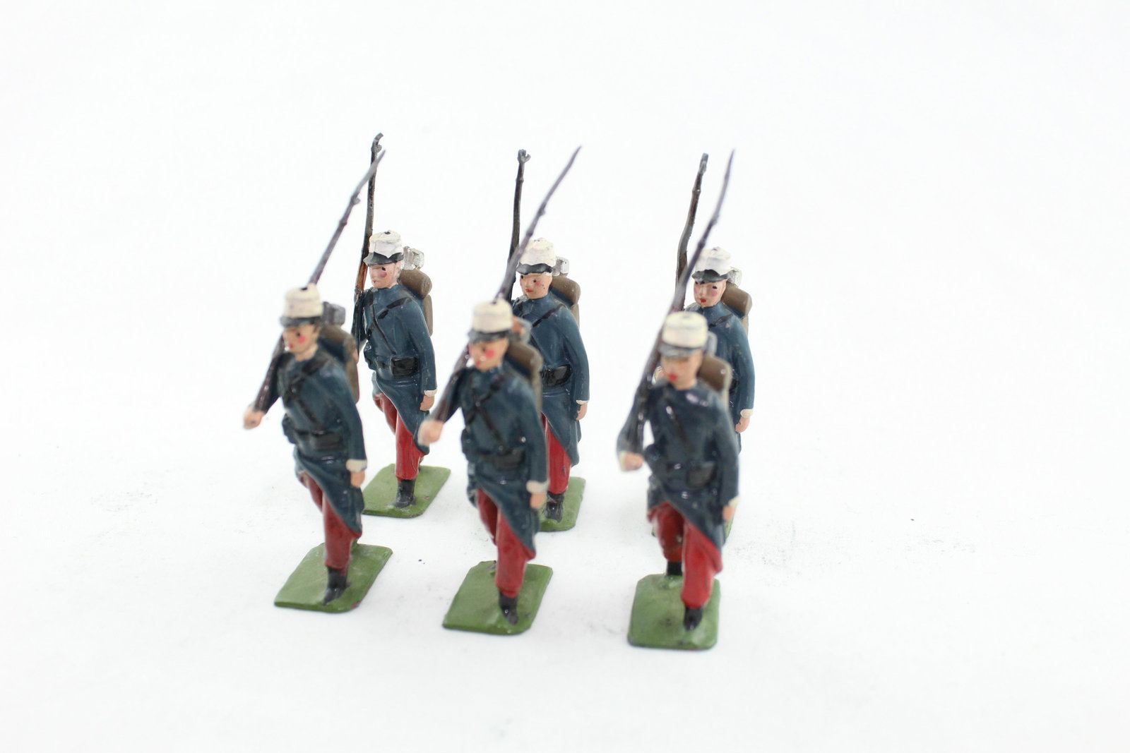 From Britains Set #1711 French Foreign Legion: Postwar, 6 pcs, G, 3 missing bayonets, no box.
