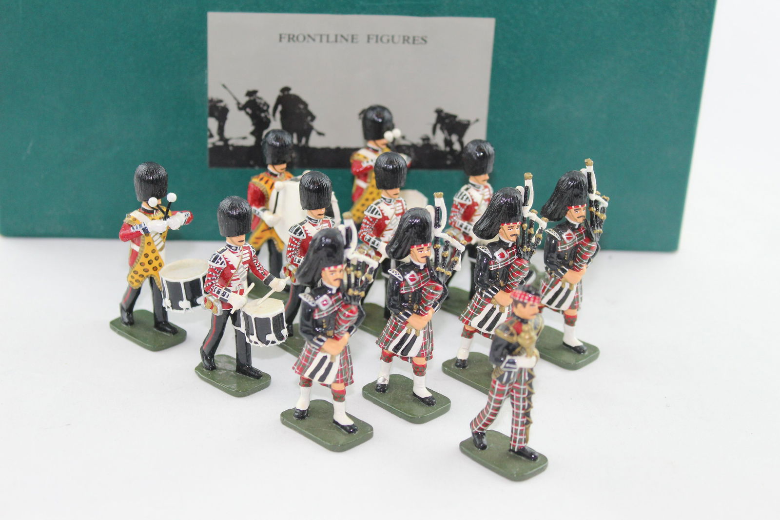 Frontline Figures Scots Guards Pipes & Drums (1 of 1)