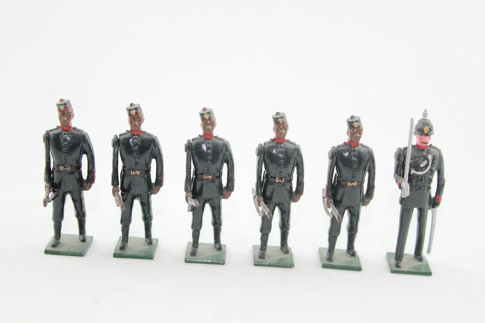 Tradition Gurkha Rifles (1 of 1)