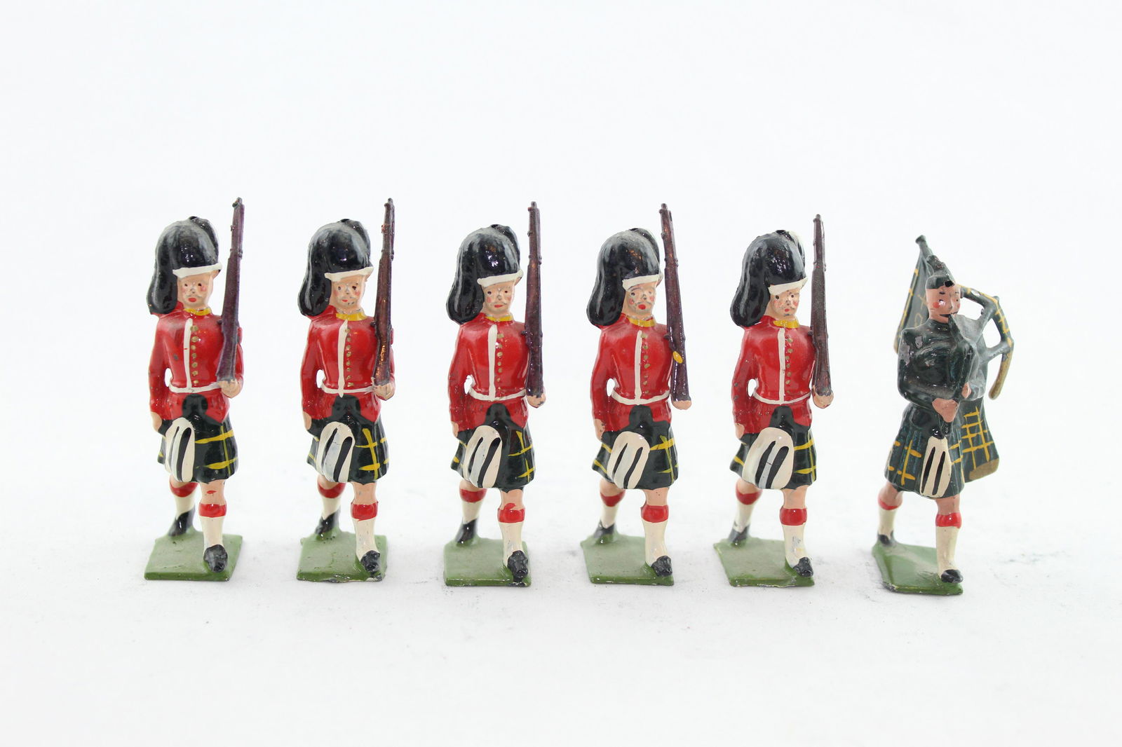 Britains Set #77 Gordon Highlanders (1 of 1)