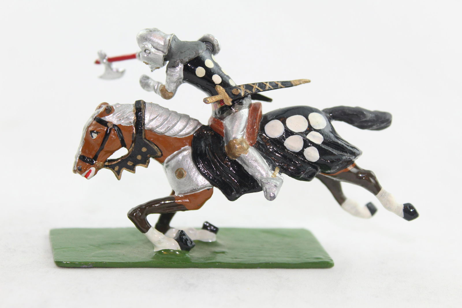 Courtenay H3 Mounted Sir Richard Ponchardon (1 of 1)