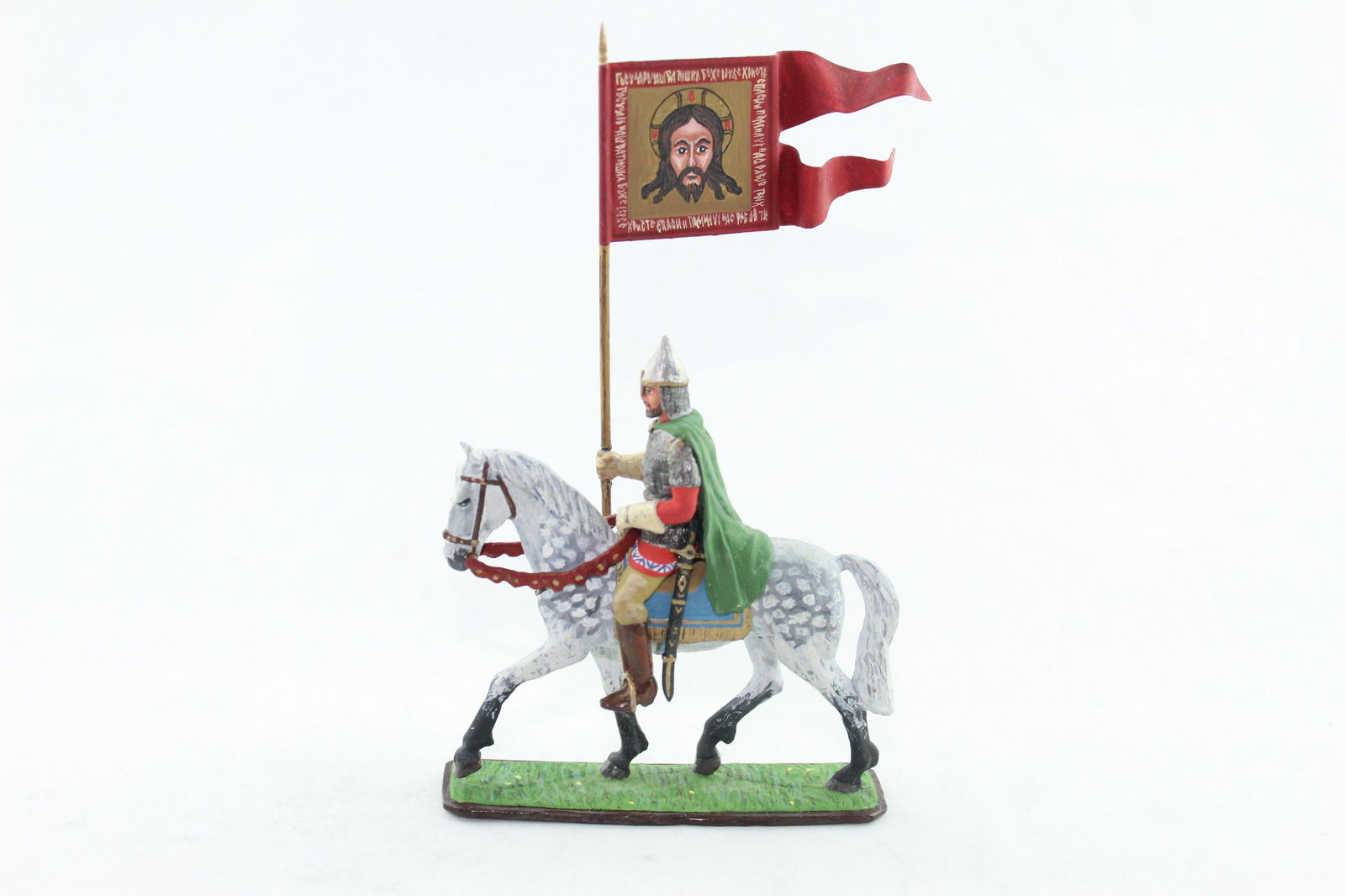 St. Petersburg-made Russian Knight with Banner (1 of 1)