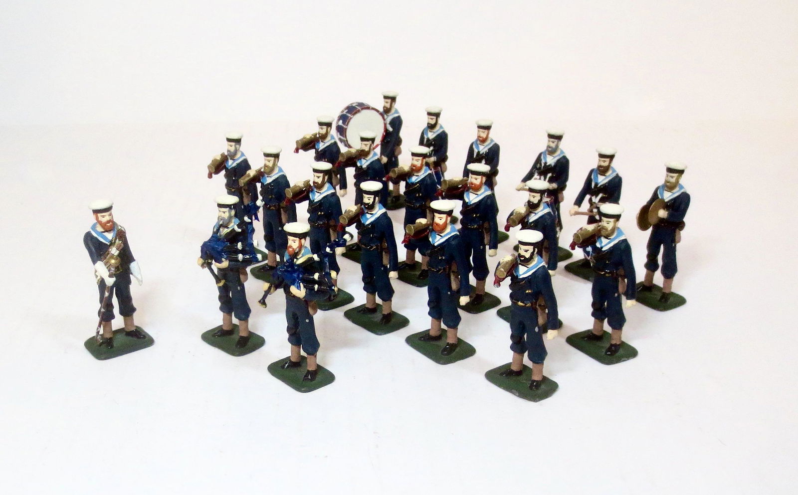 Bill The Bandsman Royal Navy Drums & Bugles: In Full Dress at Attention. 21 pieces. Mint to near mint condition. Unboxed.