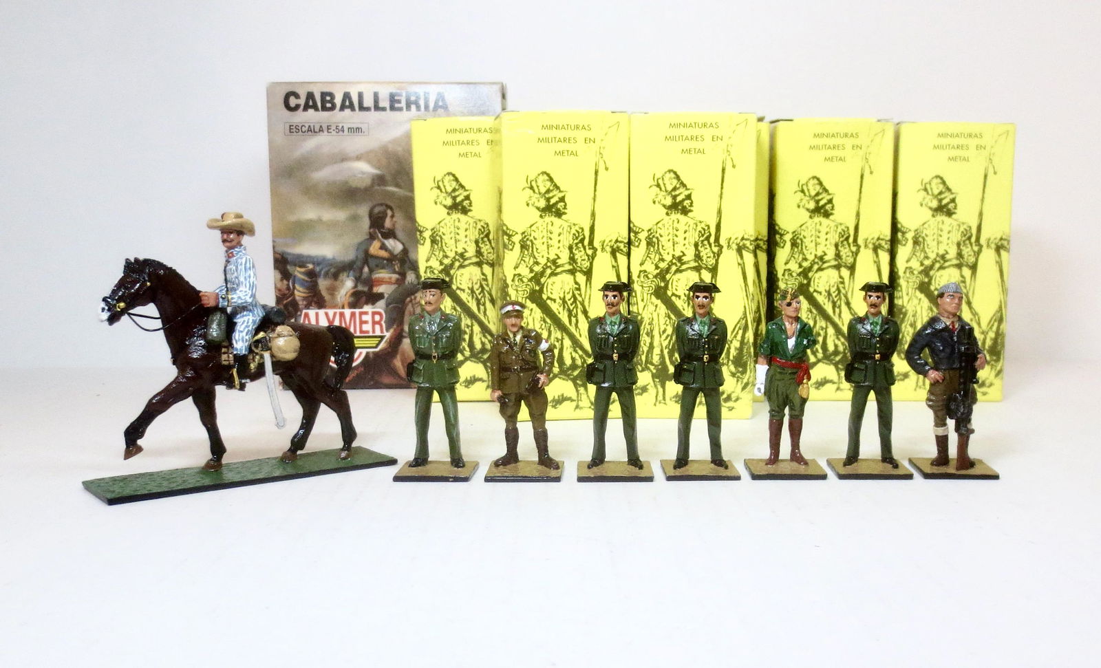 Alymer Single Figure Assortment (1 of 1)