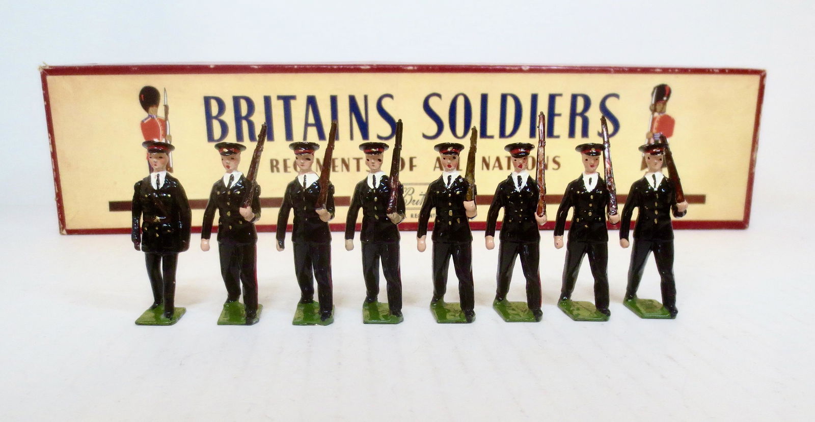 Britains #2030 Australian Army Infantry (1 of 1)