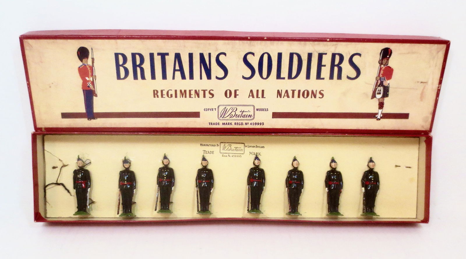 Britains #2090 Irish Fusiliers At Attention: No 1 Dress. Post war issue. 8 pieces. Mint, tied to card in box. Box excellent.