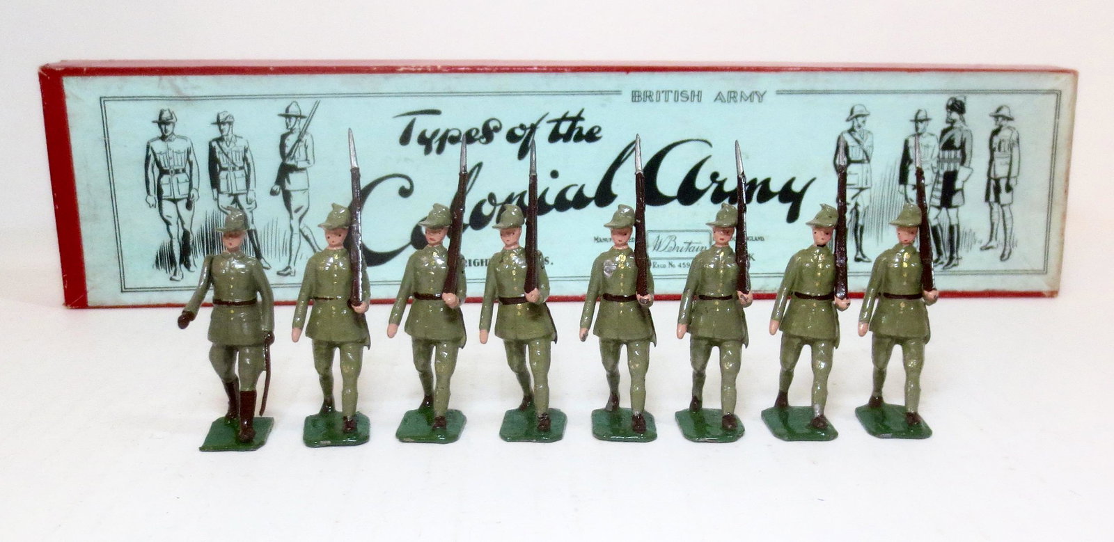 Britains #1544 Australian Infantry: Late pre war issue. 8 pieces. Bases retouched. Box very good (missing tie card).