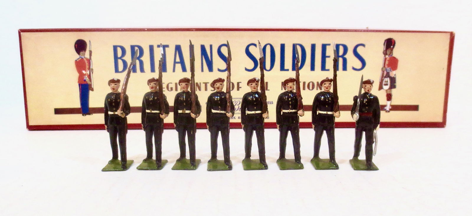 Britains #2092 Parachute Regiment (1 of 1)