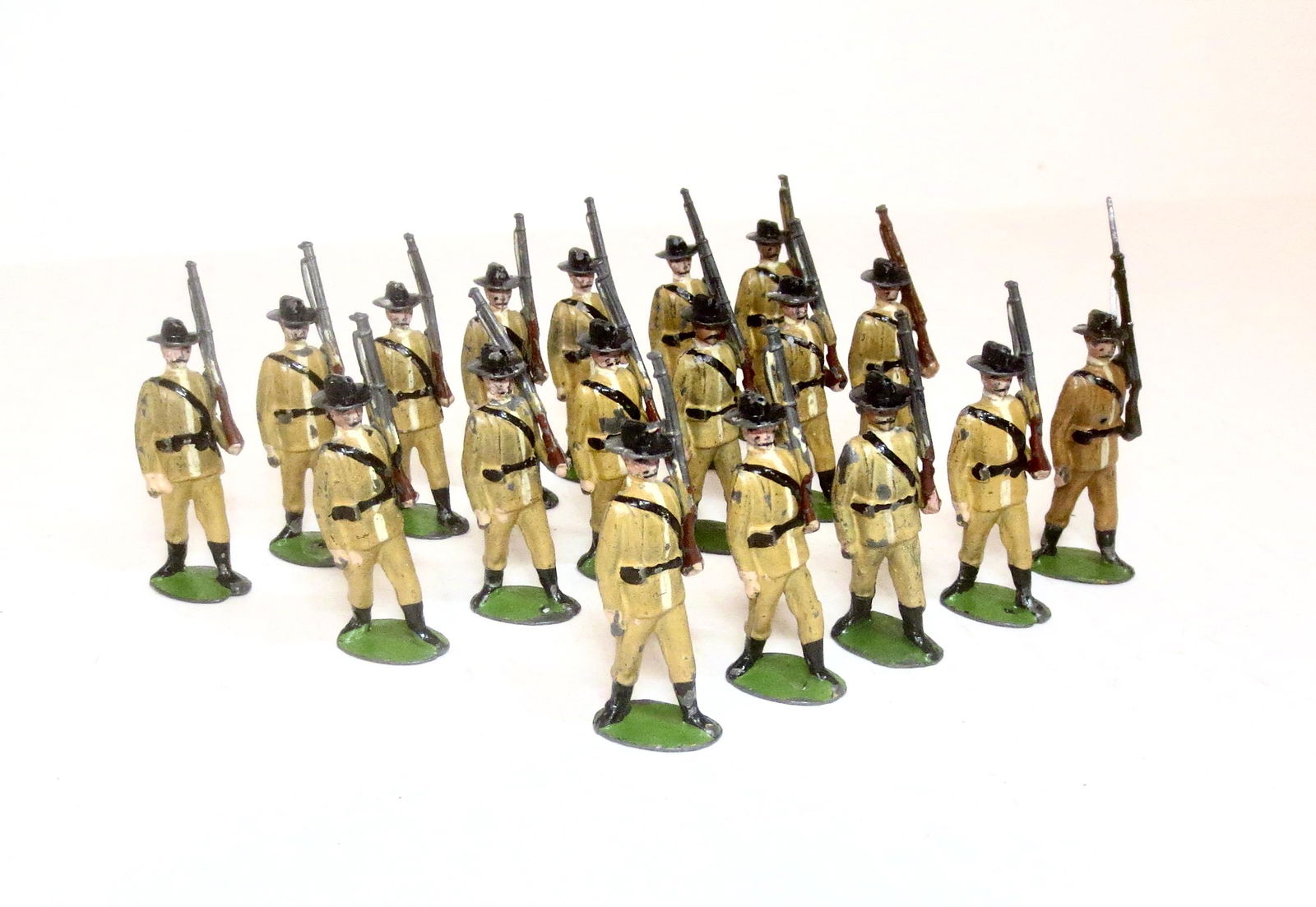 Britains RARE From #28 Boer Infantry (1 of 1)