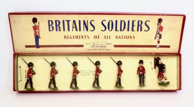 Britains #75 The Scots Guards: Post war issue. 7 pieces. Mint condition. Box excellent.