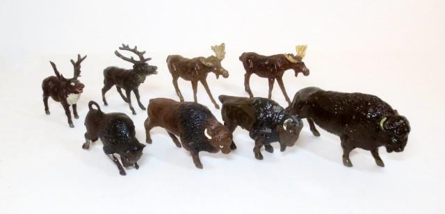 Assorted Hollowcast Range Animals: Bison, Moose, and Elk. 8 pieces. Near mint to excellent condition. Unboxed.