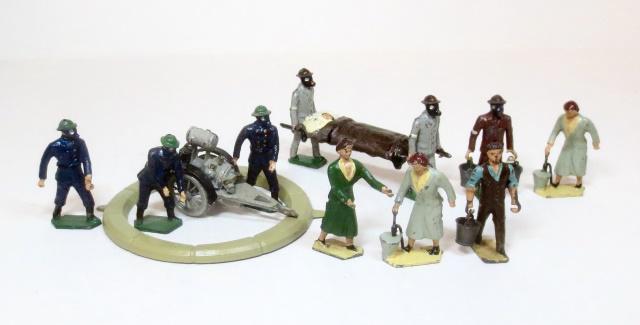 Taylor And Barrett Civilian Defense Figures (1 of 1)