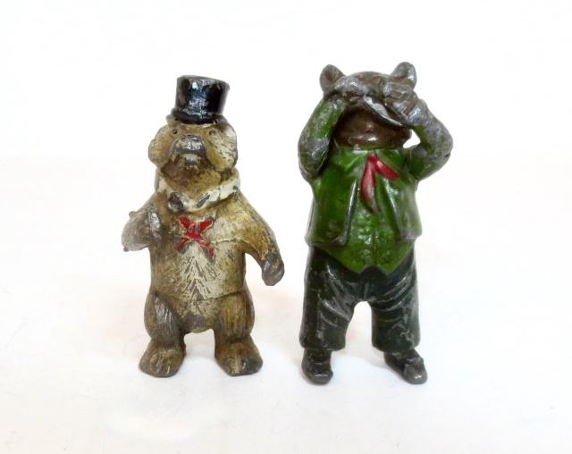 Heyde Bears in Top Hat and Playing Flute (1 of 1)