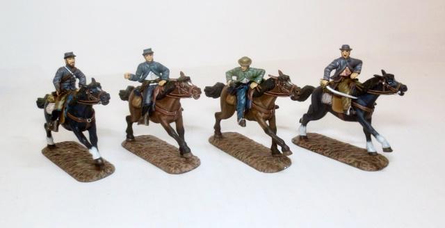 Frontline Figures Confederate Cavalry Charge (1 of 1)