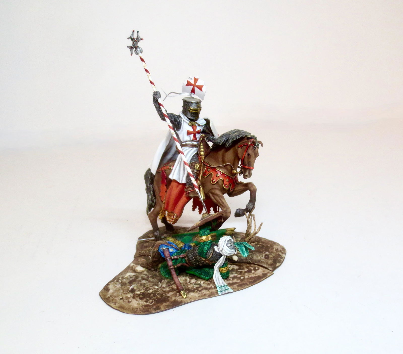 Russian Studio Mounted Crusader With Lance (1 of 1)