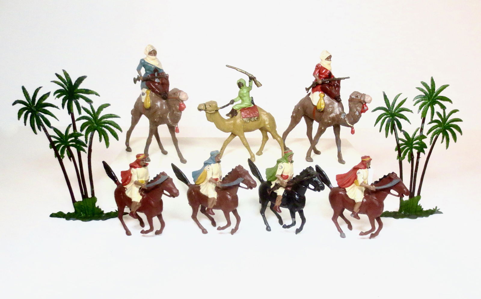 Britains Arabs of the Desert Assortment (1 of 1)