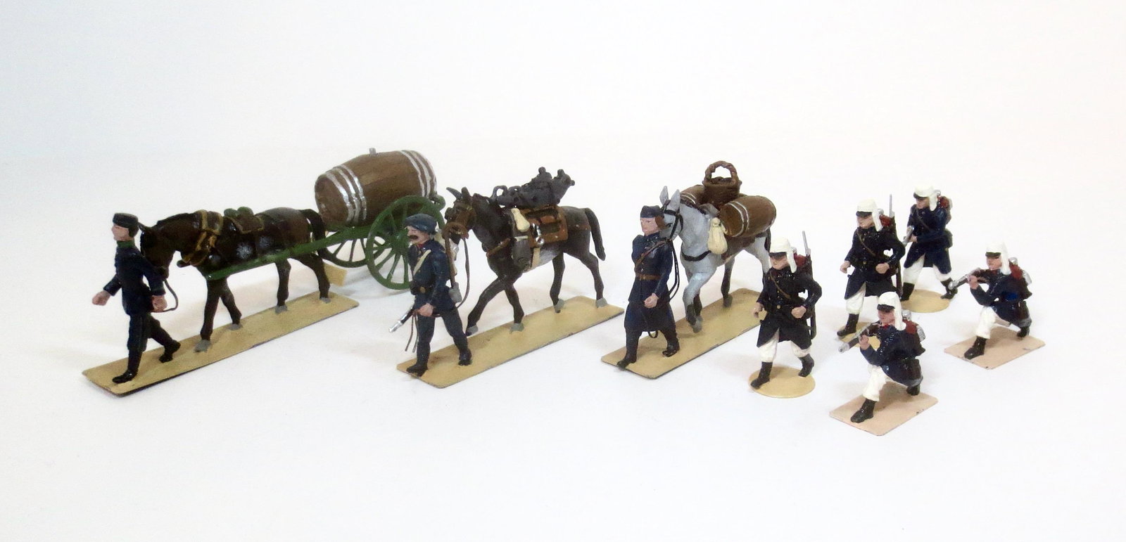 Alymer French Mountain Artillery: With French Foreign Legion Firing. 8 pieces. Mint to near mint condition. Unboxed.