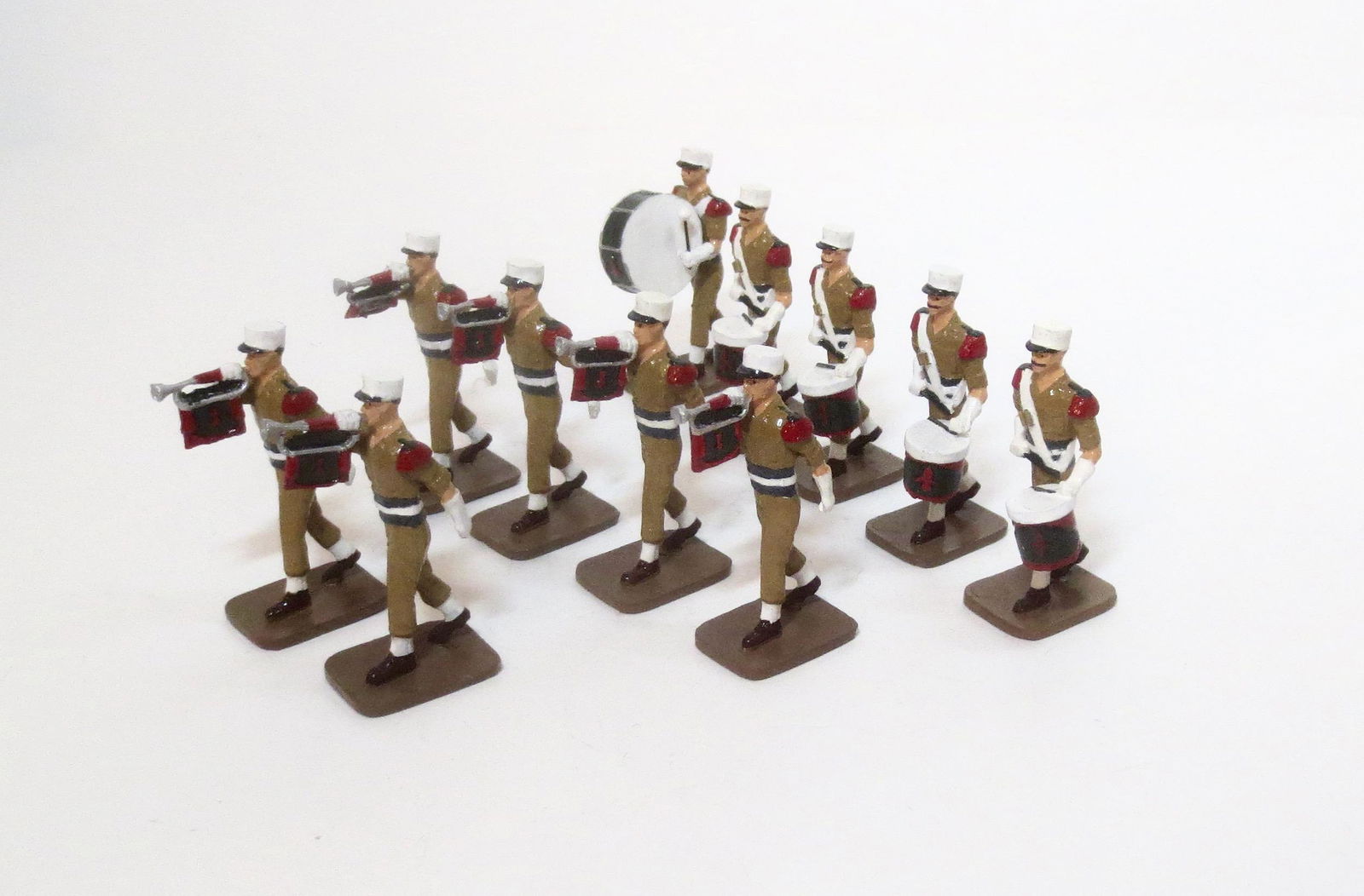 Drum & Bugle Corps: 11 pieces. Mint to near mint condition. Unboxed.