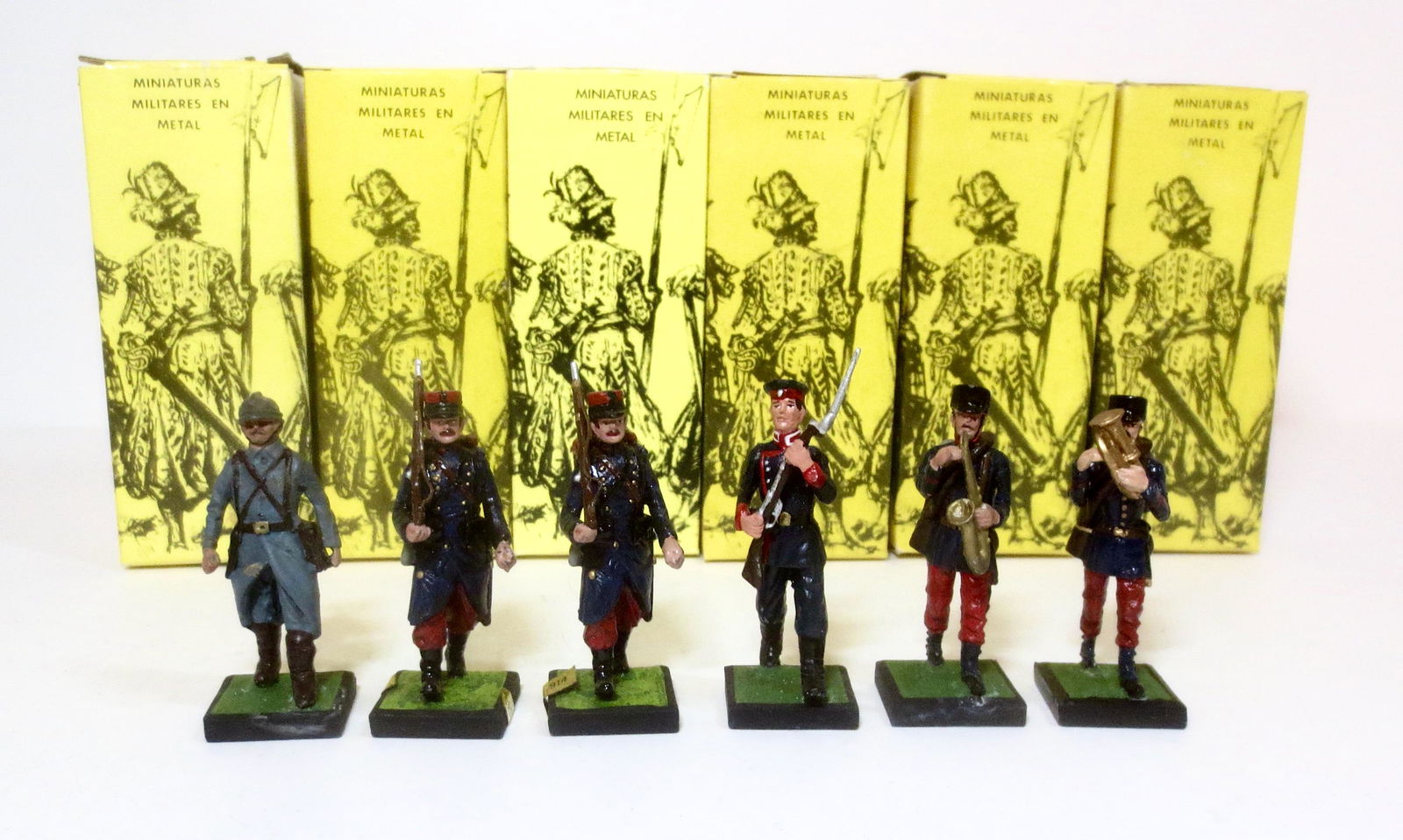 Alymer Single Figure Assortment (1 of 1)