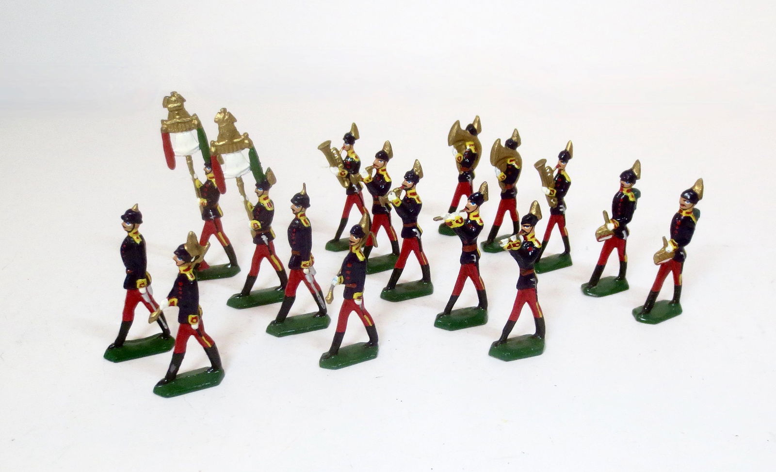 Modern Demi Ronde Napoleonic Band (1 of 1)