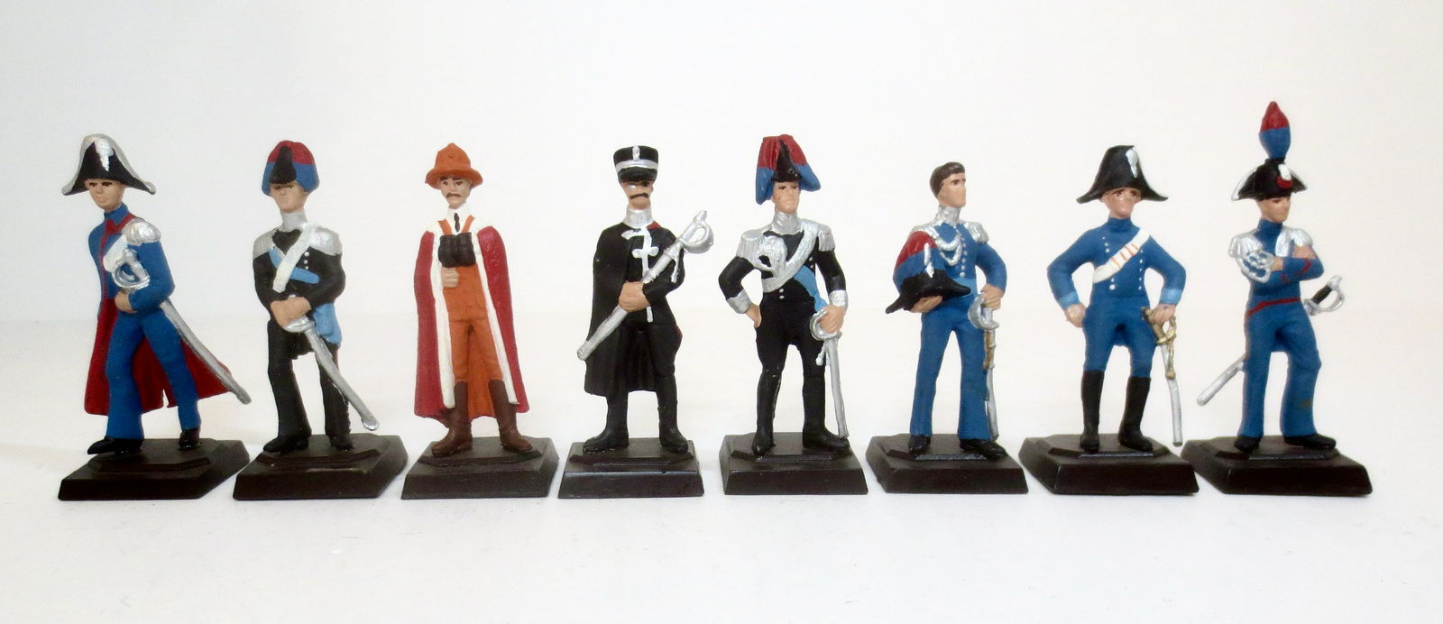 Modern Maker Assorted Soldiers (1 of 1)