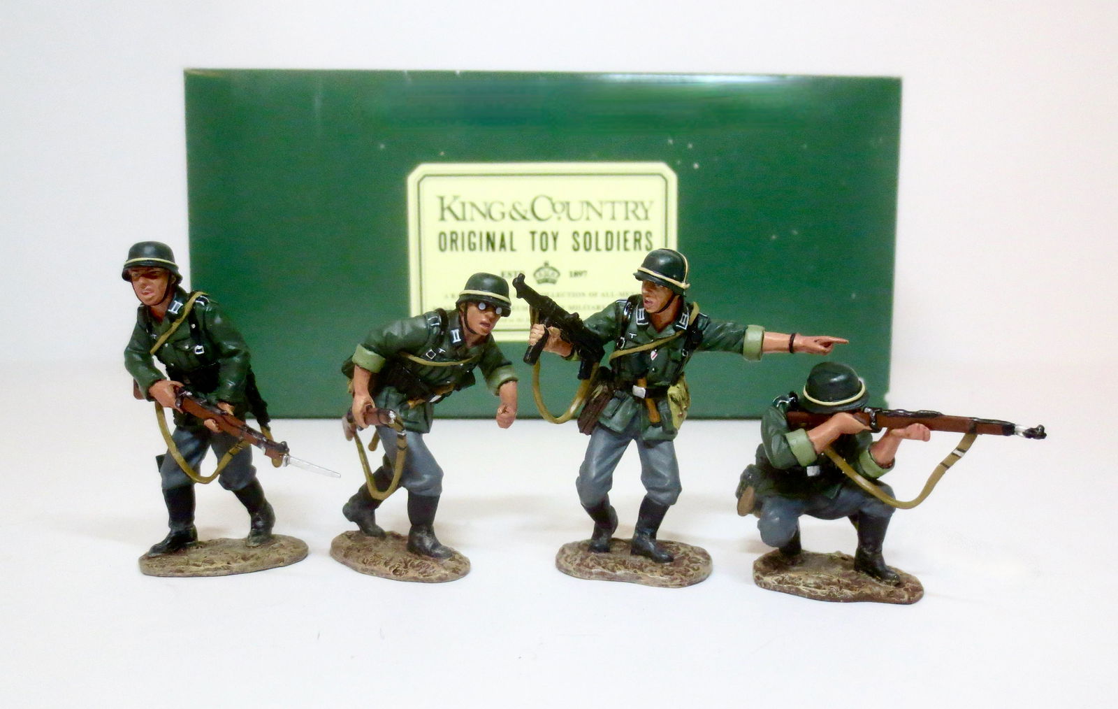 King & Country #WS39 Wehrmacht Attack (1 of 1)