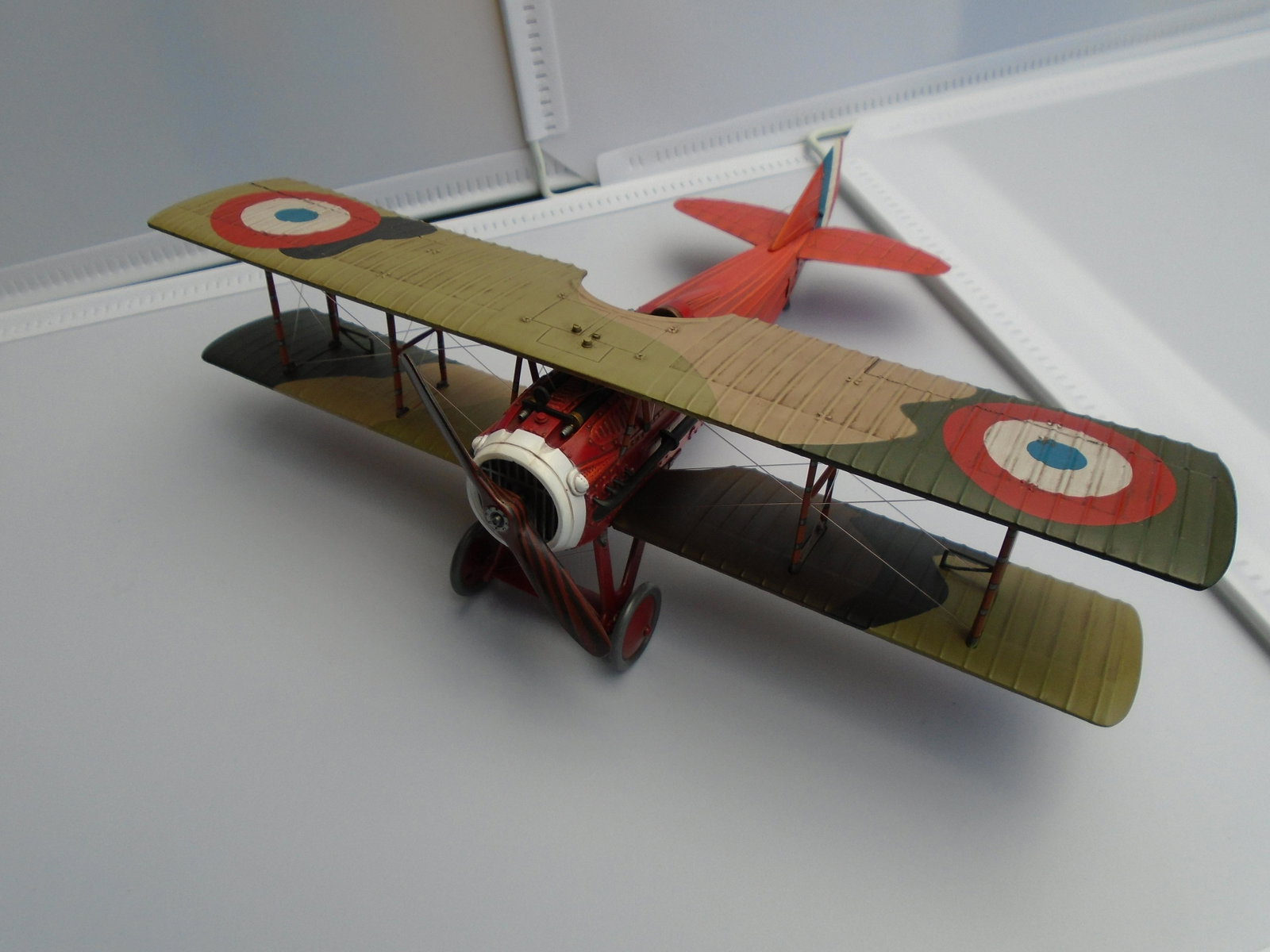 John Jenkins Knights of the Skies ACE28: John Jenkins - ACE-28 - Knights of the Skies, SPAD XIII, SPA38, Summer 1918, Lt. George Felix Madon (1pc) - Mint Condition. Box Excellent.