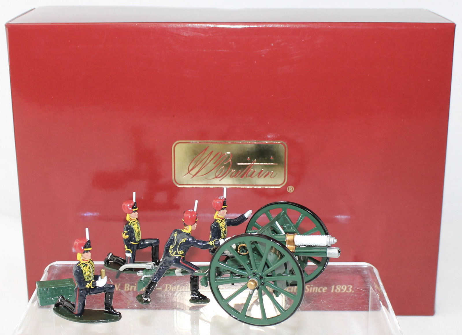 Britains Set 44053 Kings Royal Horse Artillery: King's Troop Royal Horse Artillery Set. Includes 13 Pound Gun and 4 Man Crew. 6 Pieces. Condition Excellent to Mint. Box Excellent with Cardboard Outer Box.