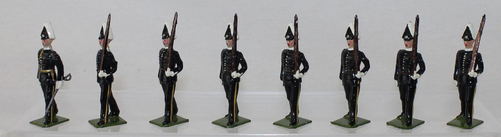 Britains Set 2035 Svea Lifeguards Marching (1 of 4)