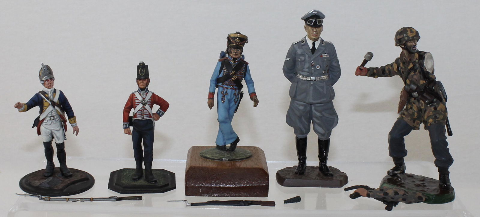 Lot of Military Miniatures (1 of 6)