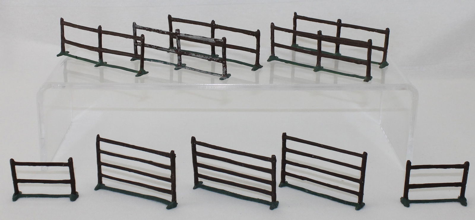 Lot of Lead Fencing (1 of 2)