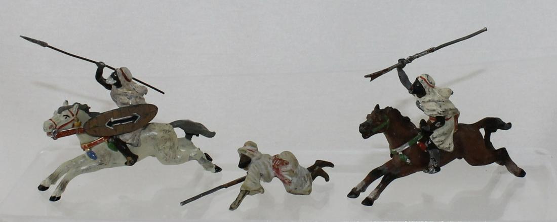 Heyde Lot Size 00 Arabs: Size 00 (65mm). Lot includes Arab Crawling with Rifle, Mounted with Rifle and Mounted with Spear. 3 Pieces. Condition Good to Very Good; One Horse Lacking Reins. No Box.