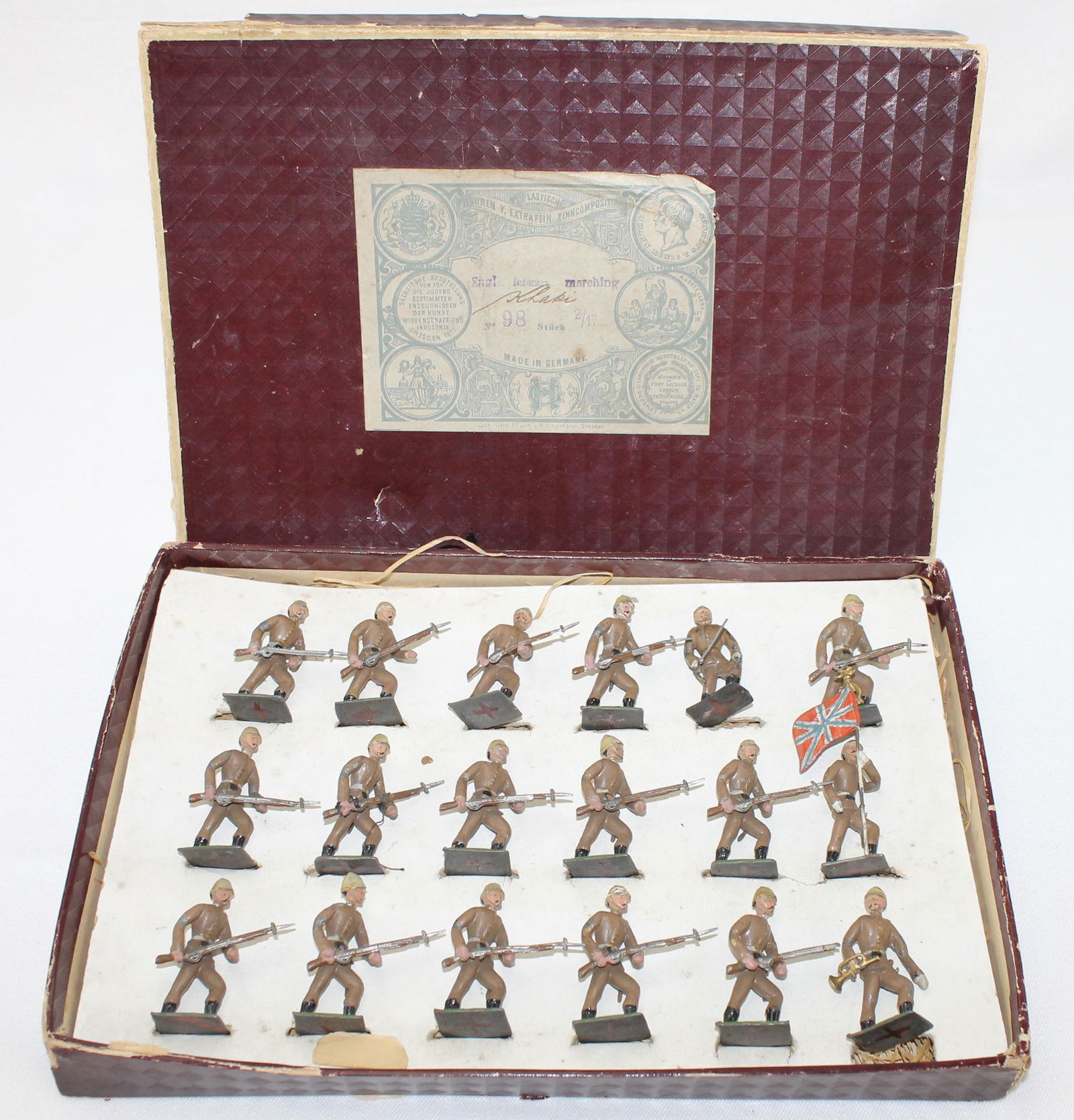 Heyde Set British Boer War Infantry: Size 2 (48mm). Colonial Uniforms. Set Includes Officer with Sword, Flag Bearer, Trumpeter and Troopers Advancing with Rifles. In Incorrect Box for Set #98, English Infantry Marching. 18 Pieces. Condit
