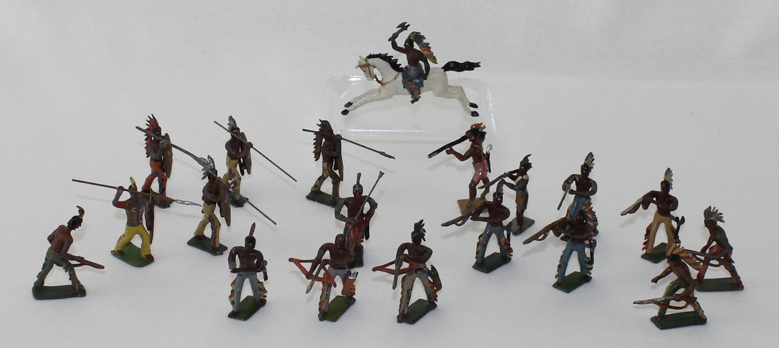 Spenkuch Lot North American Indians: 48mm. Spenkuch of Germany. Lot Includes 18 Foot and One Mounted. 19 Pieces. Condition Fair to Good. A Few Weapons Missing or Damaged. No Box.