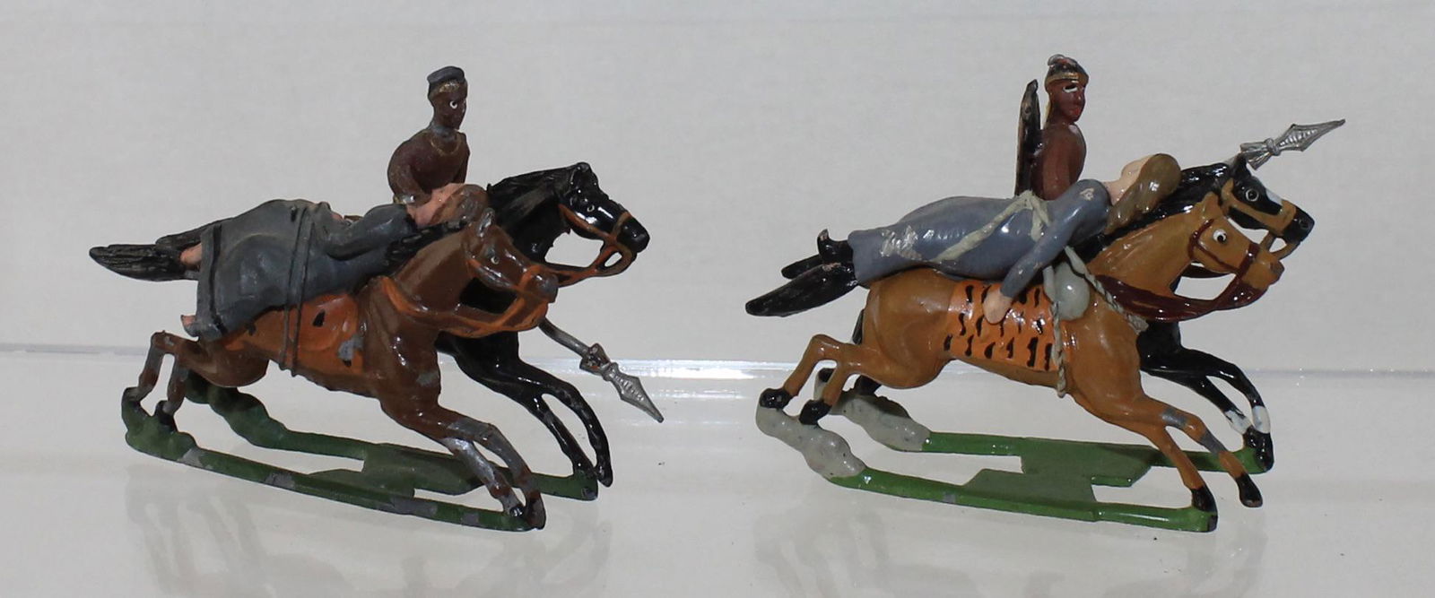 Heyde Lot North American Indians Captives (1 of 3)