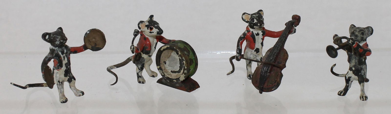 Lot Austrian Cold Painted Mouse Band (1 of 2)