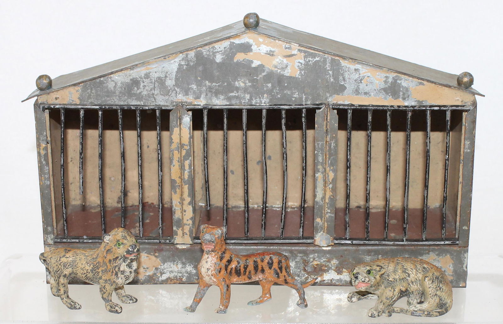 Heyde Lot Zoo Beasts of Prey Cage (1 of 7)