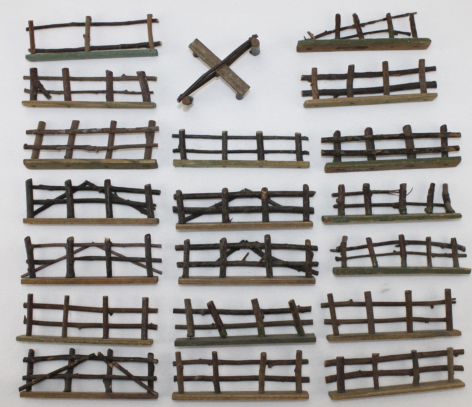 Putz Lot of Small Wood Fencing (1 of 1)