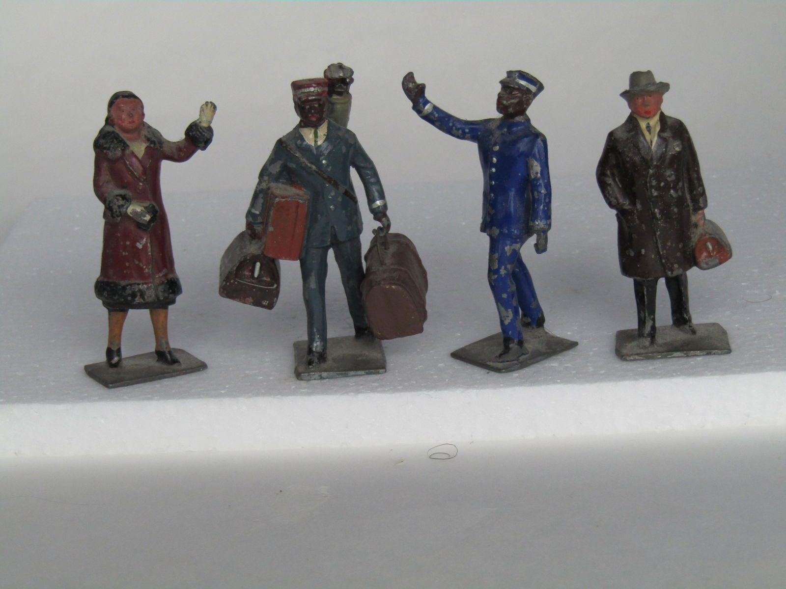 Johillco for Lionel Railway Station Figures (1 of 2)
