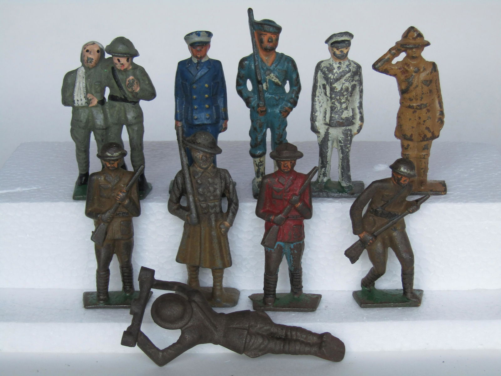 Grey Iron Dimestore Figures (1 of 2)