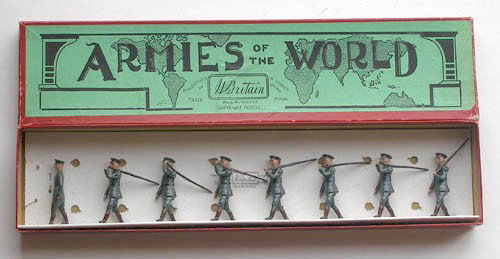 Britains Set # 1603. Irish Free State Infantry,: Britains Set # 1603. Irish Free State Infantry, Pre War, First version with peak caps and green uniforms and RARE matching Officer. with Original Armies Of the World Box. 8 Pieces.