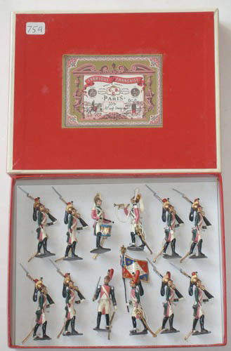 Mignot # 33A Dragon Regiment: Mignot # 33A Dragon Regiment Tied in Original Post War Box. 12 Pieces.